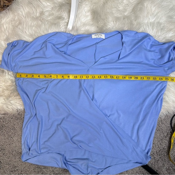 Perwinkle blue Women's V-Neck  crossover Top nwt - Picture 7 of 7